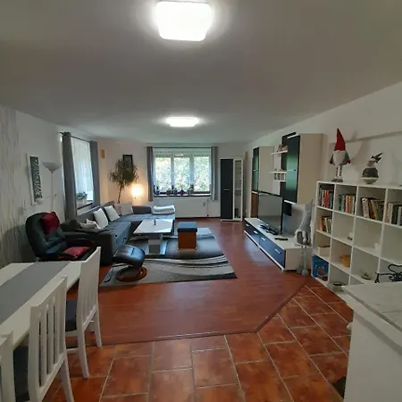 Hilltop 84 Stare Krecany