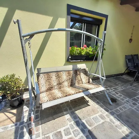 Hilltop 84 Apartamento *