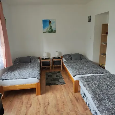 Na Kopci 84 *